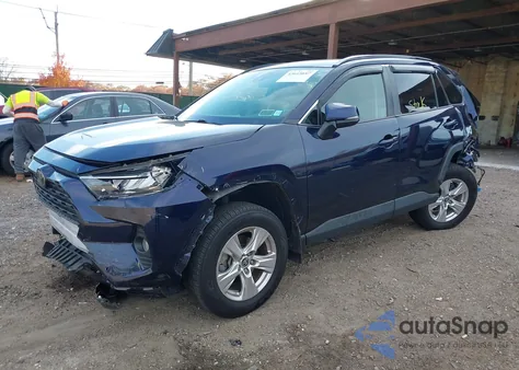 2019 Toyota Rav4 Xle из США, поврежденный, VIN JTMP1RFVXKD047602
